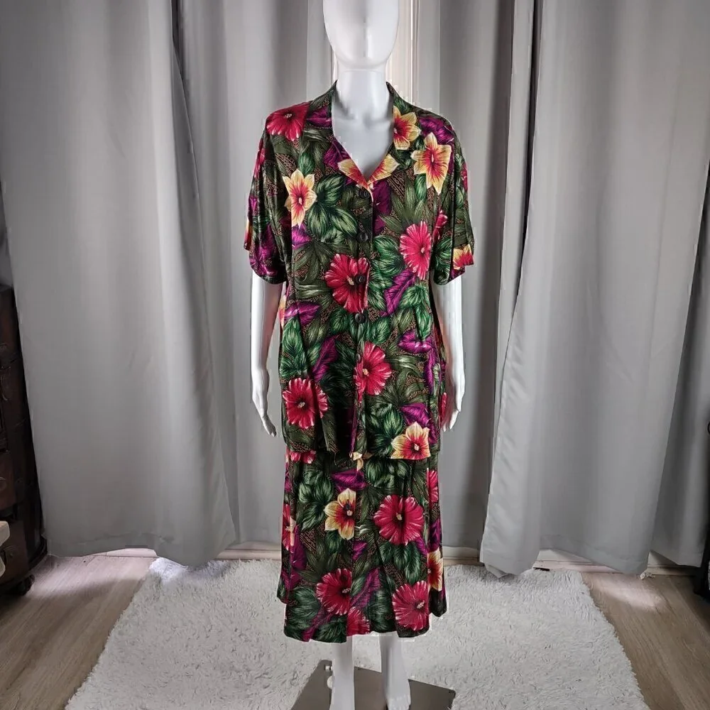 Bentley Women's Green, Pink Floral, Hawaiian 2 Pc Blouse & Skirt Suit Size 22W